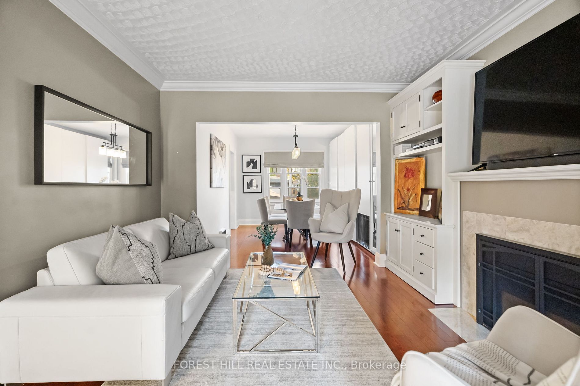 92 Bowood Ave