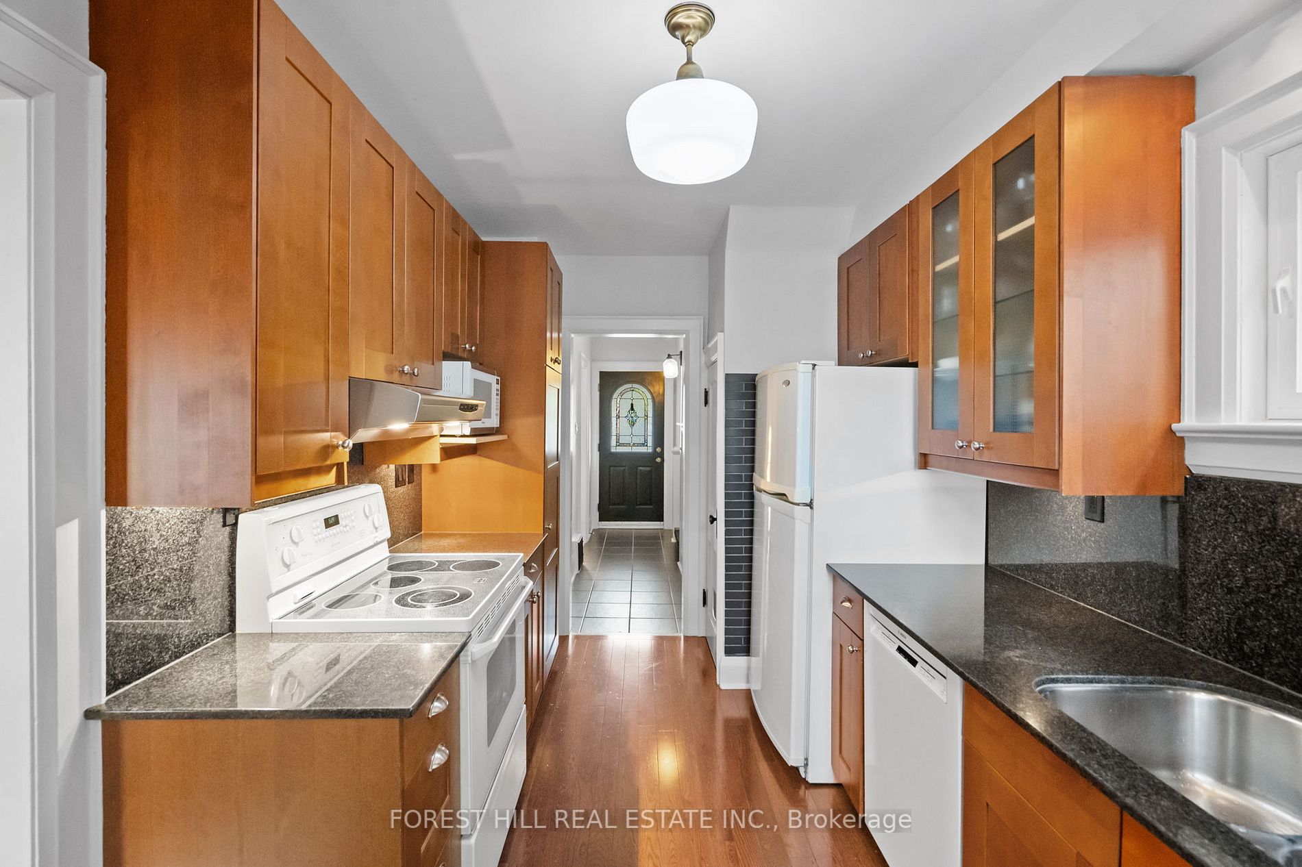 92 Bowood Ave