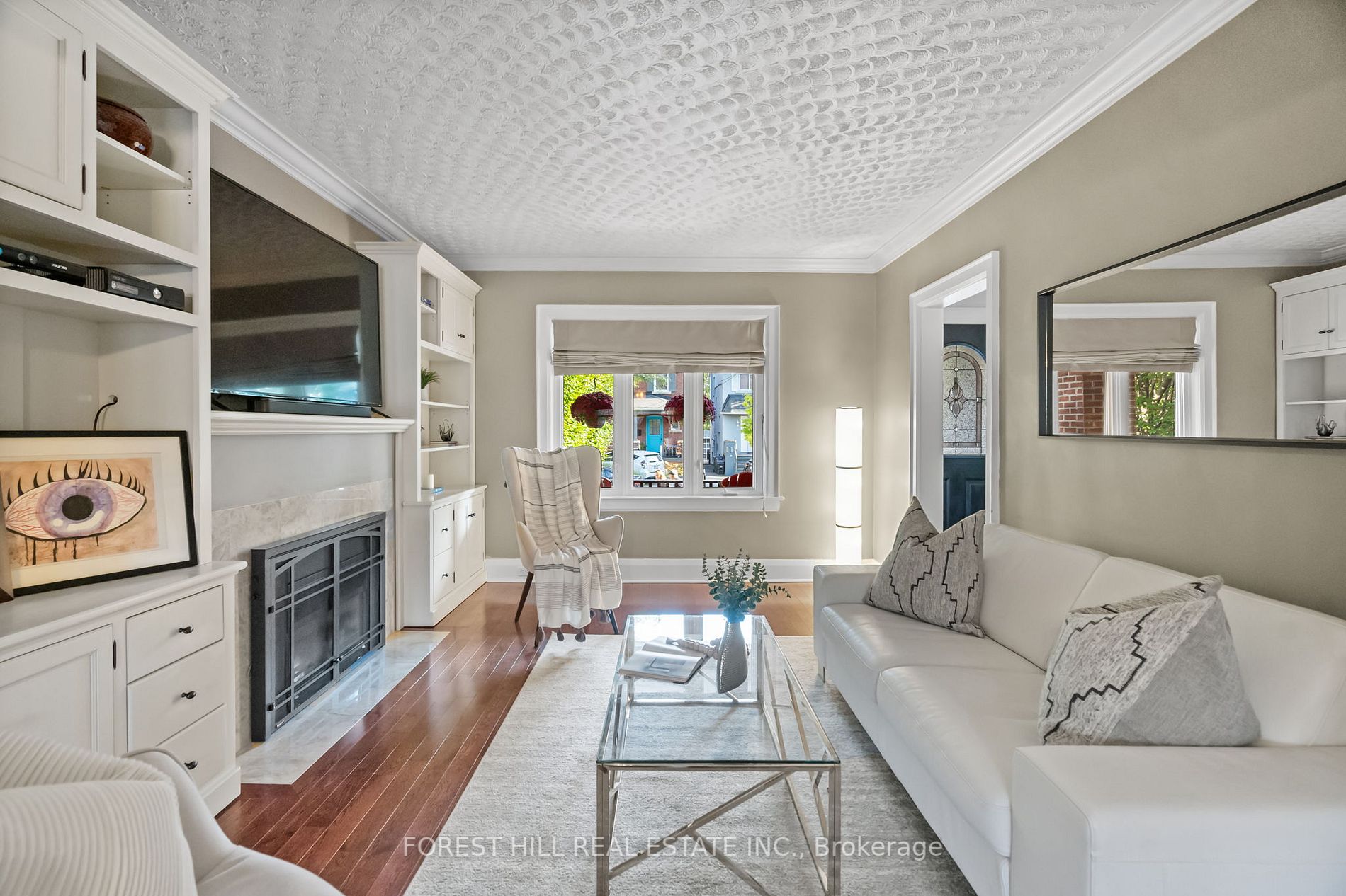 92 Bowood Ave
