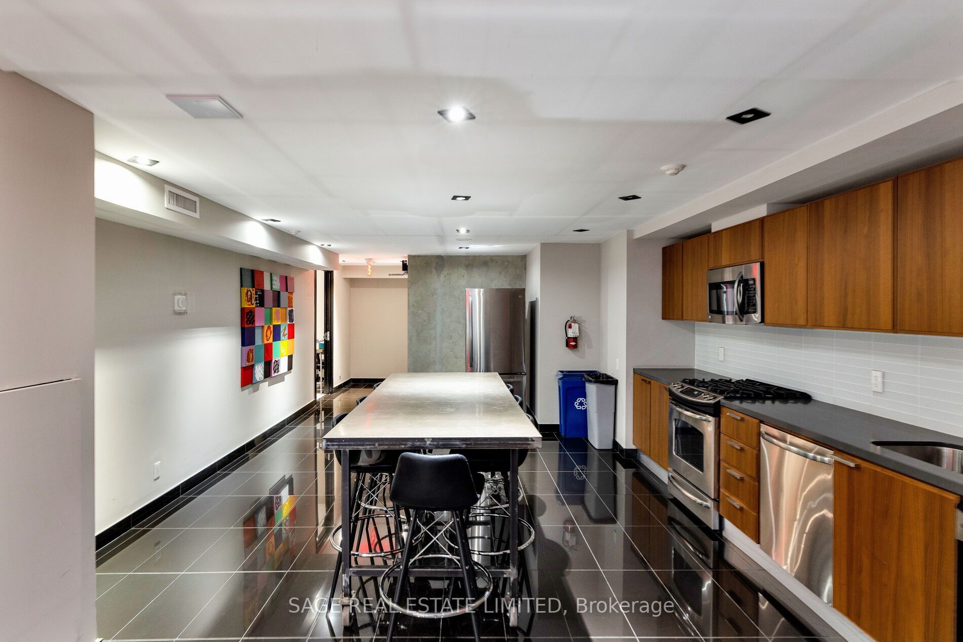 318 King St E, #1101