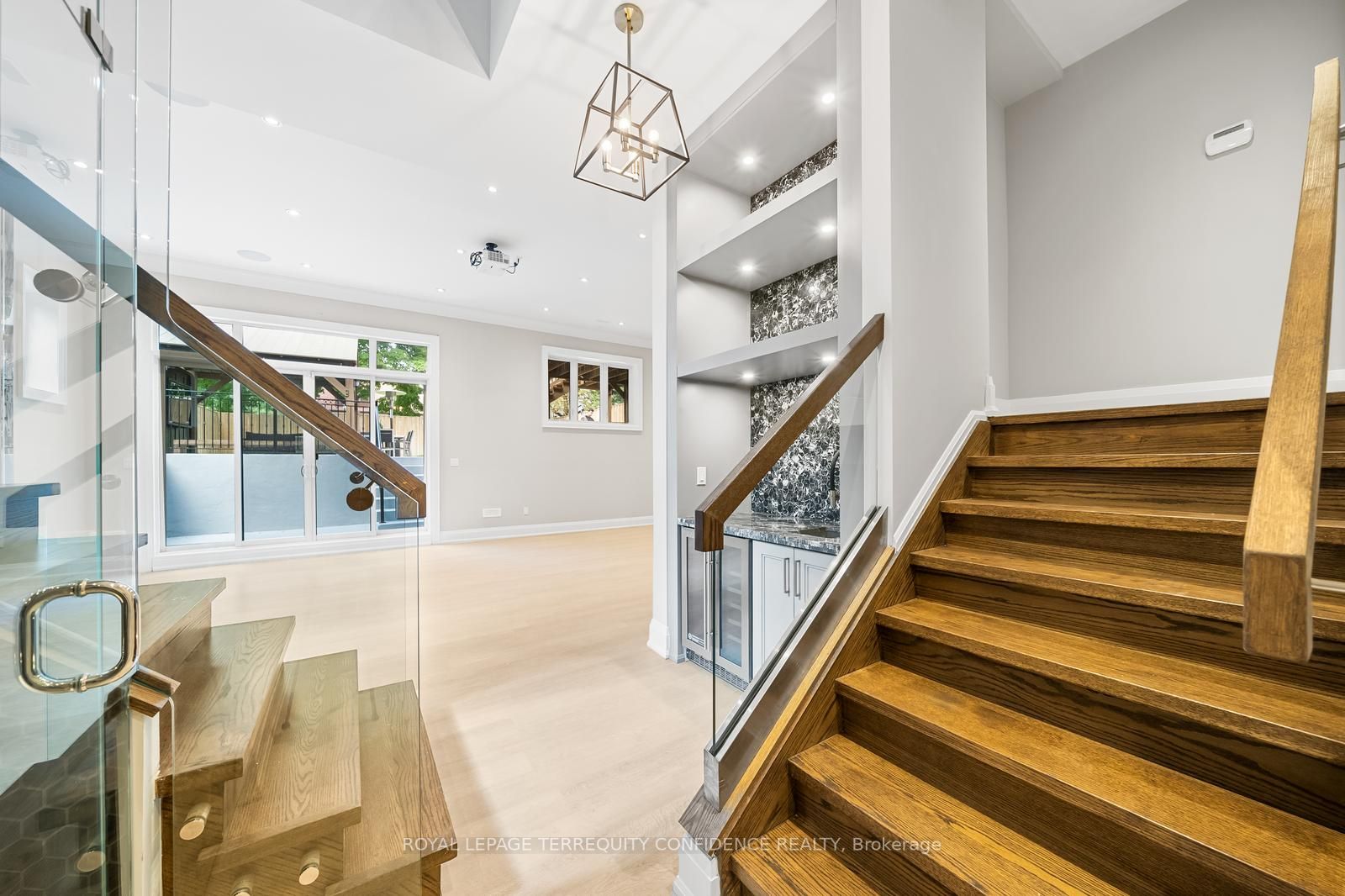 222 Elmhurst Ave