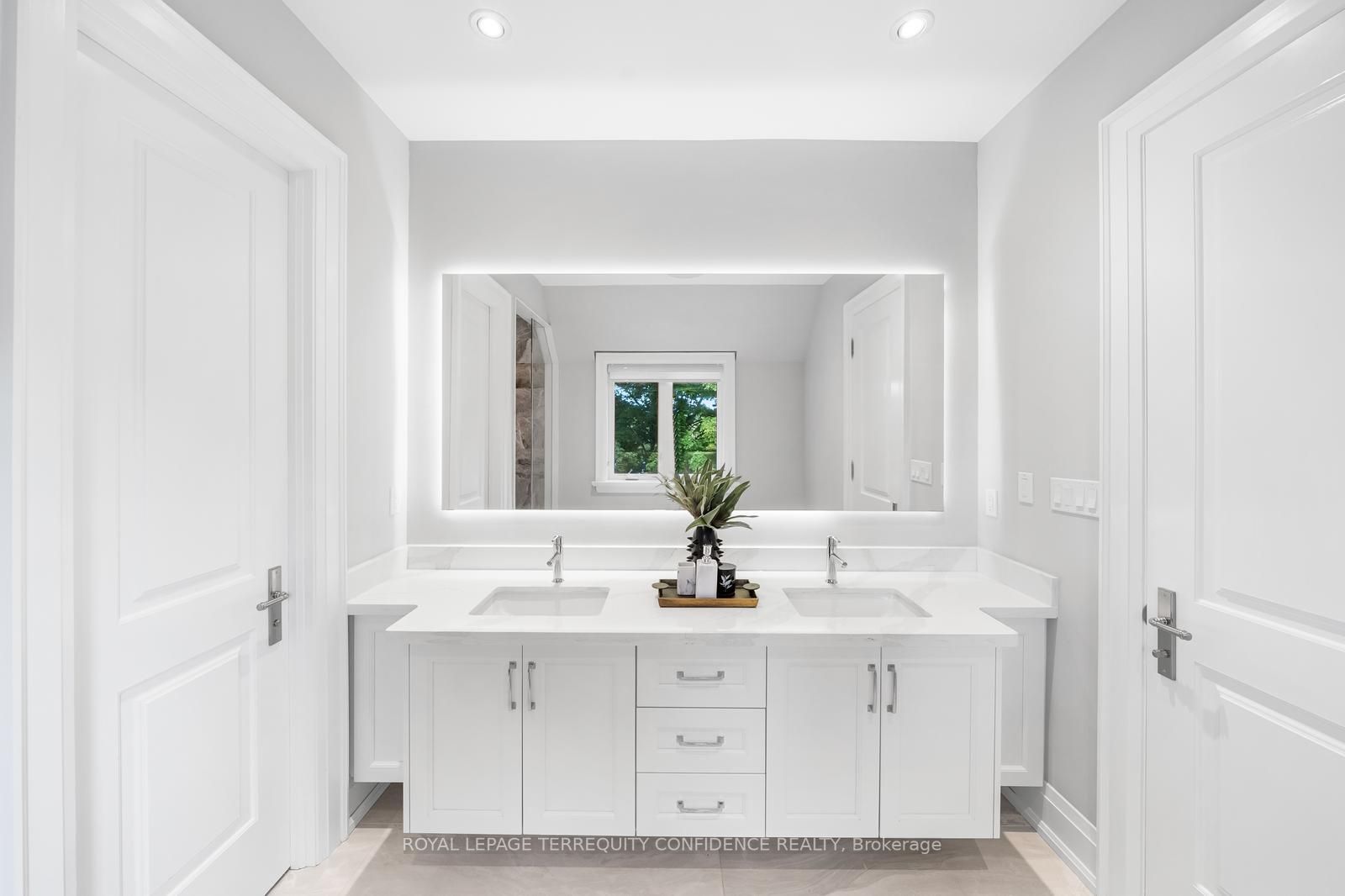 222 Elmhurst Ave