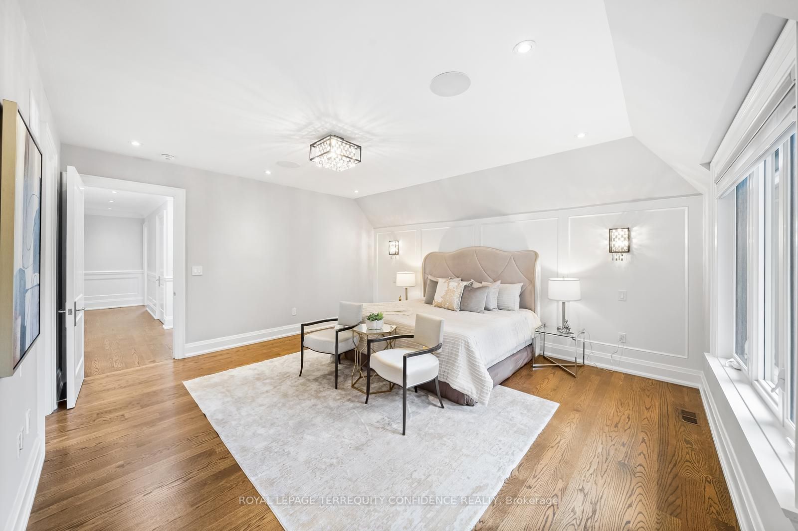 222 Elmhurst Ave
