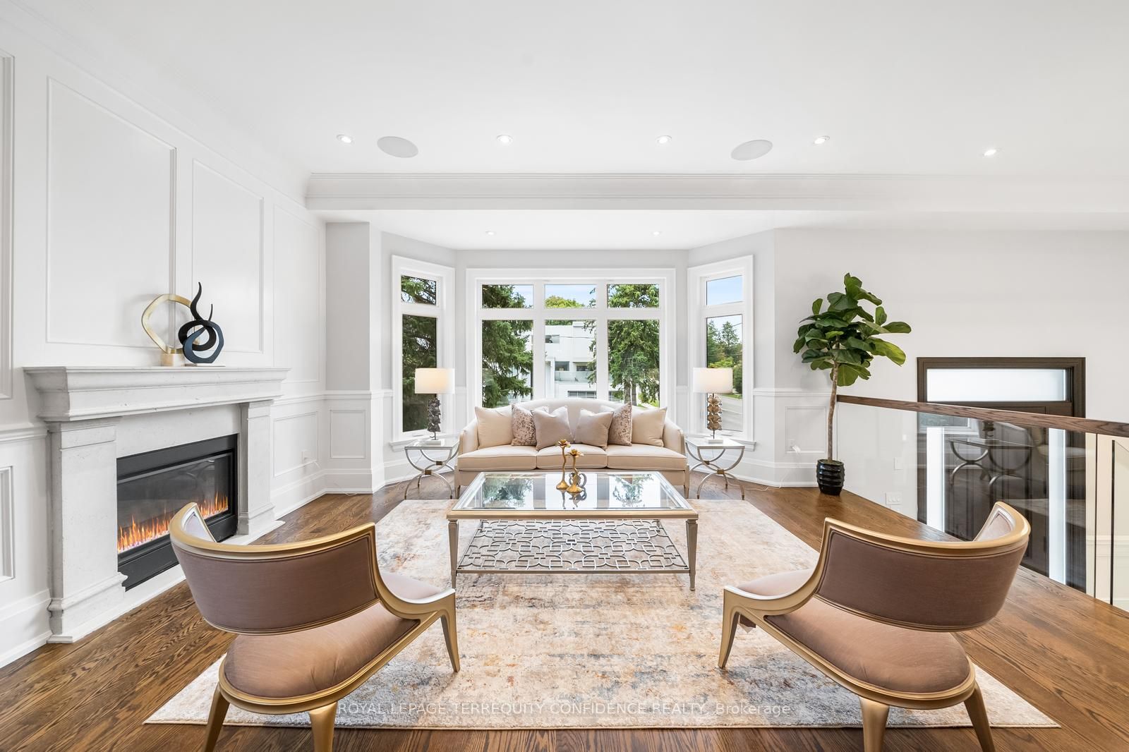 222 Elmhurst Ave