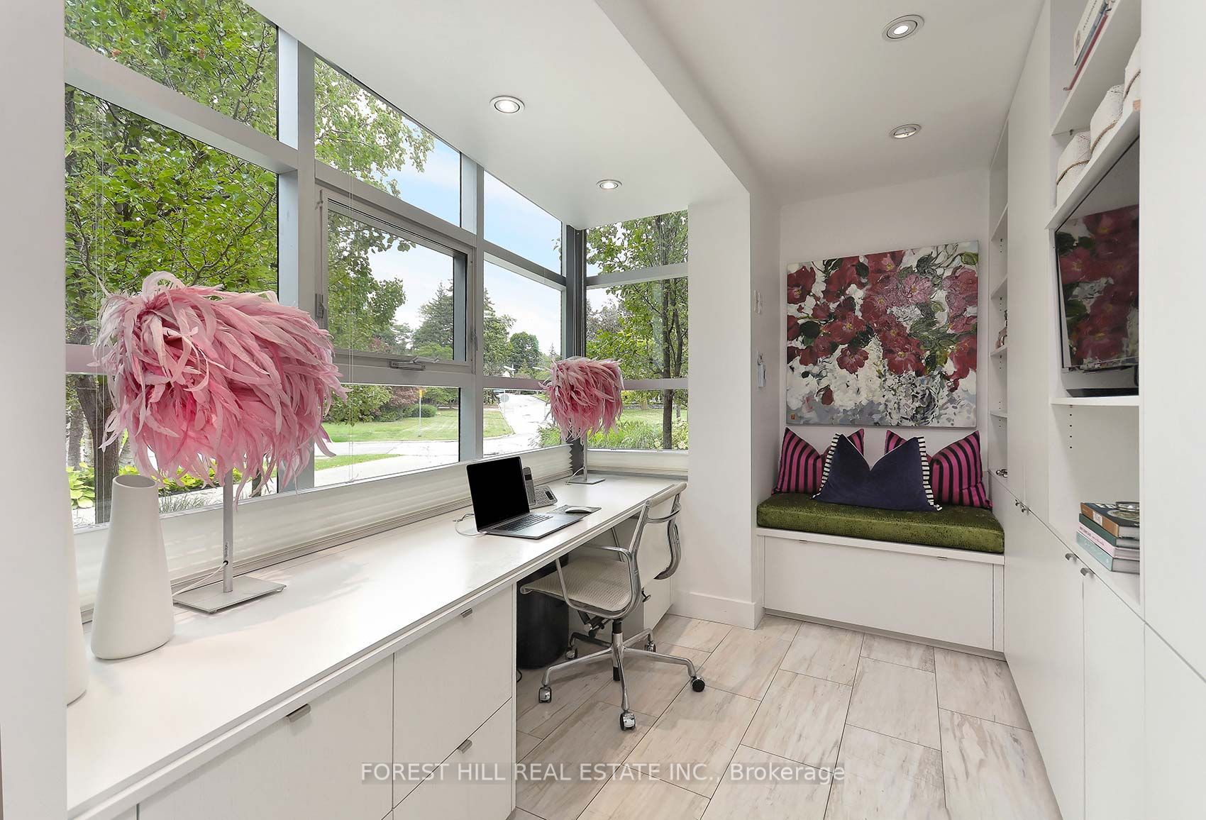 19 Alderbrook Drive