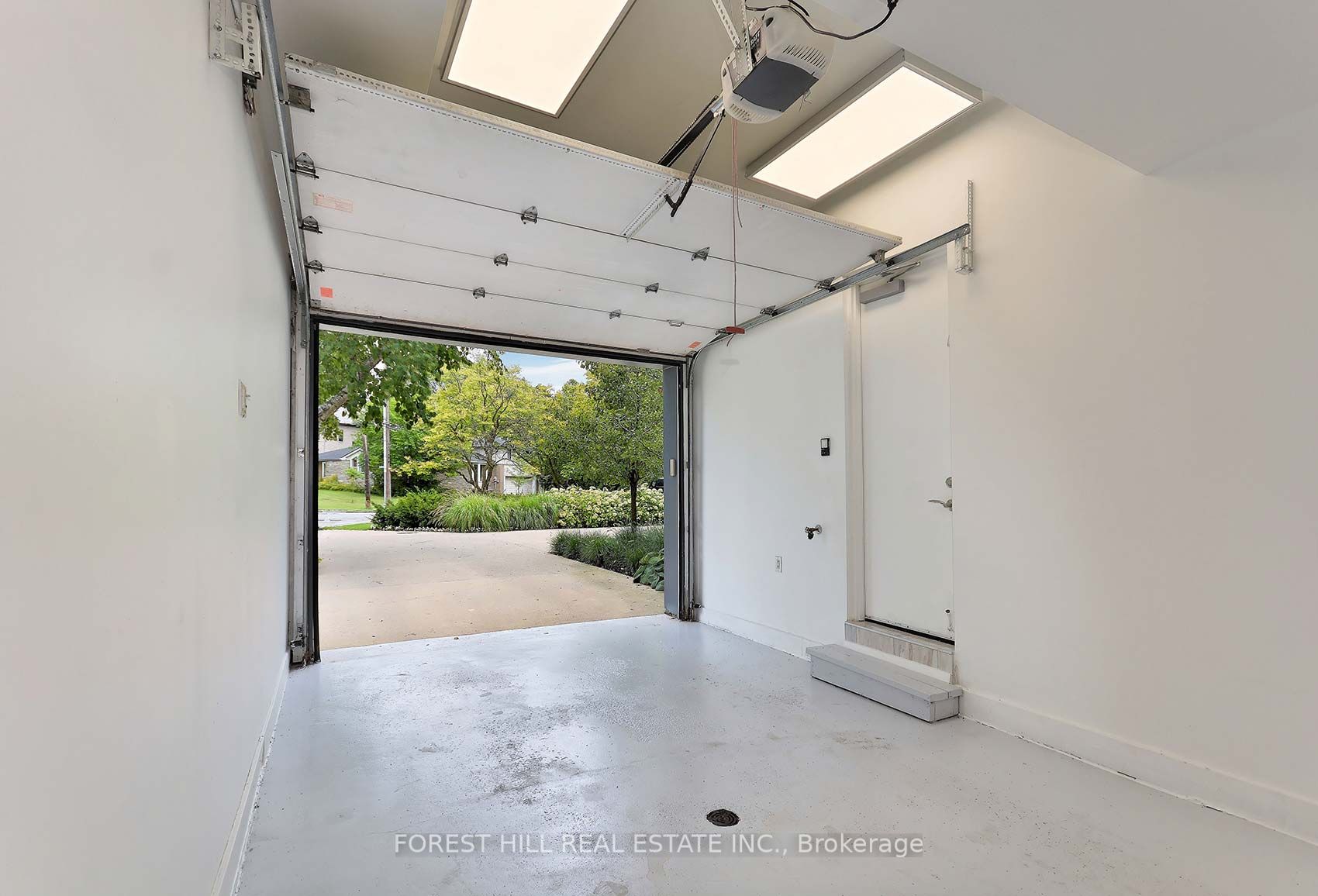 19 Alderbrook Drive