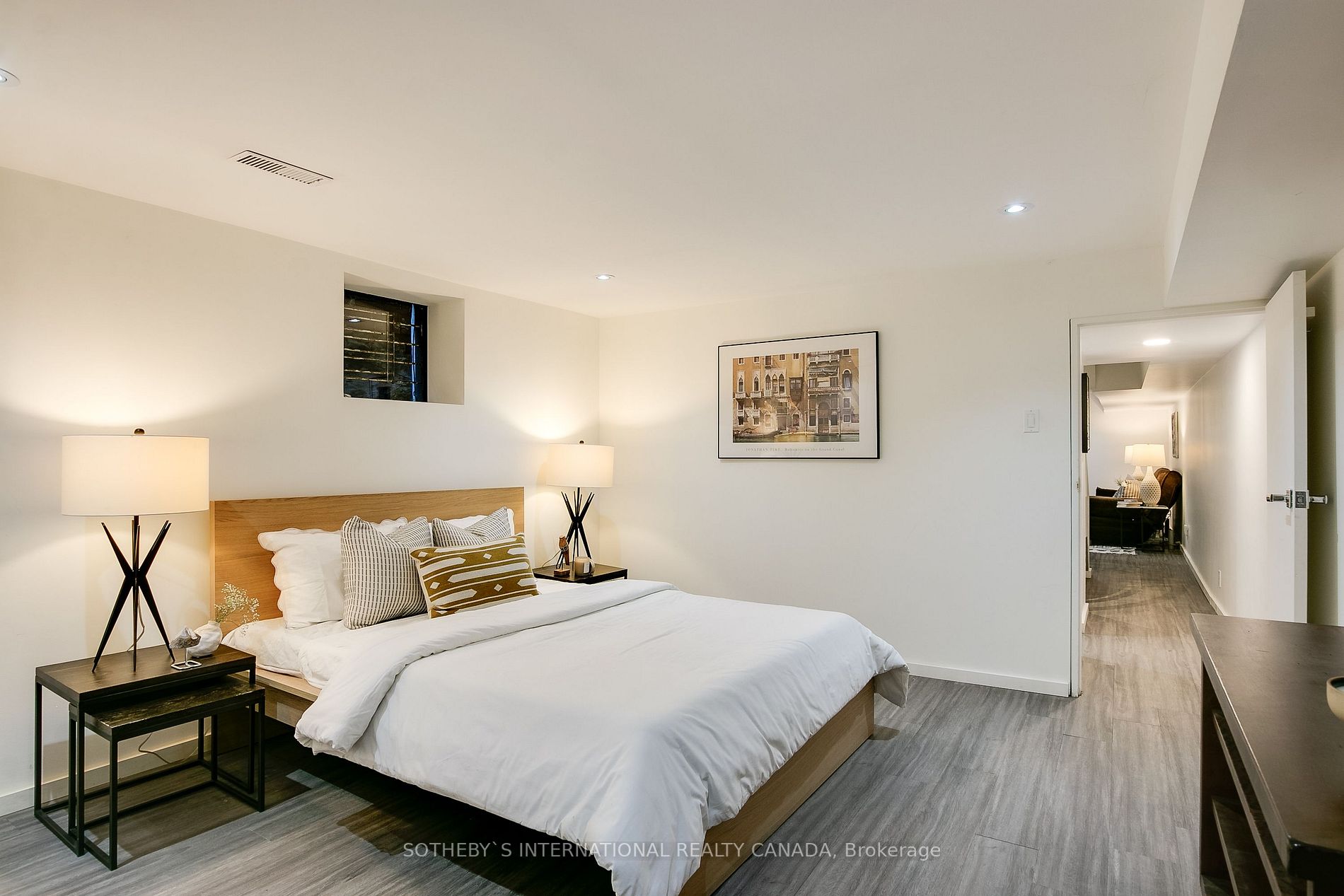 125 Seaton St