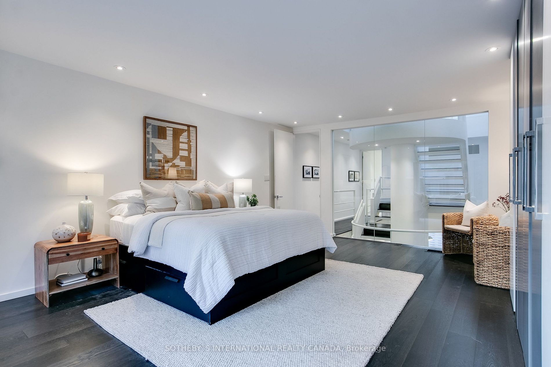 125 Seaton St