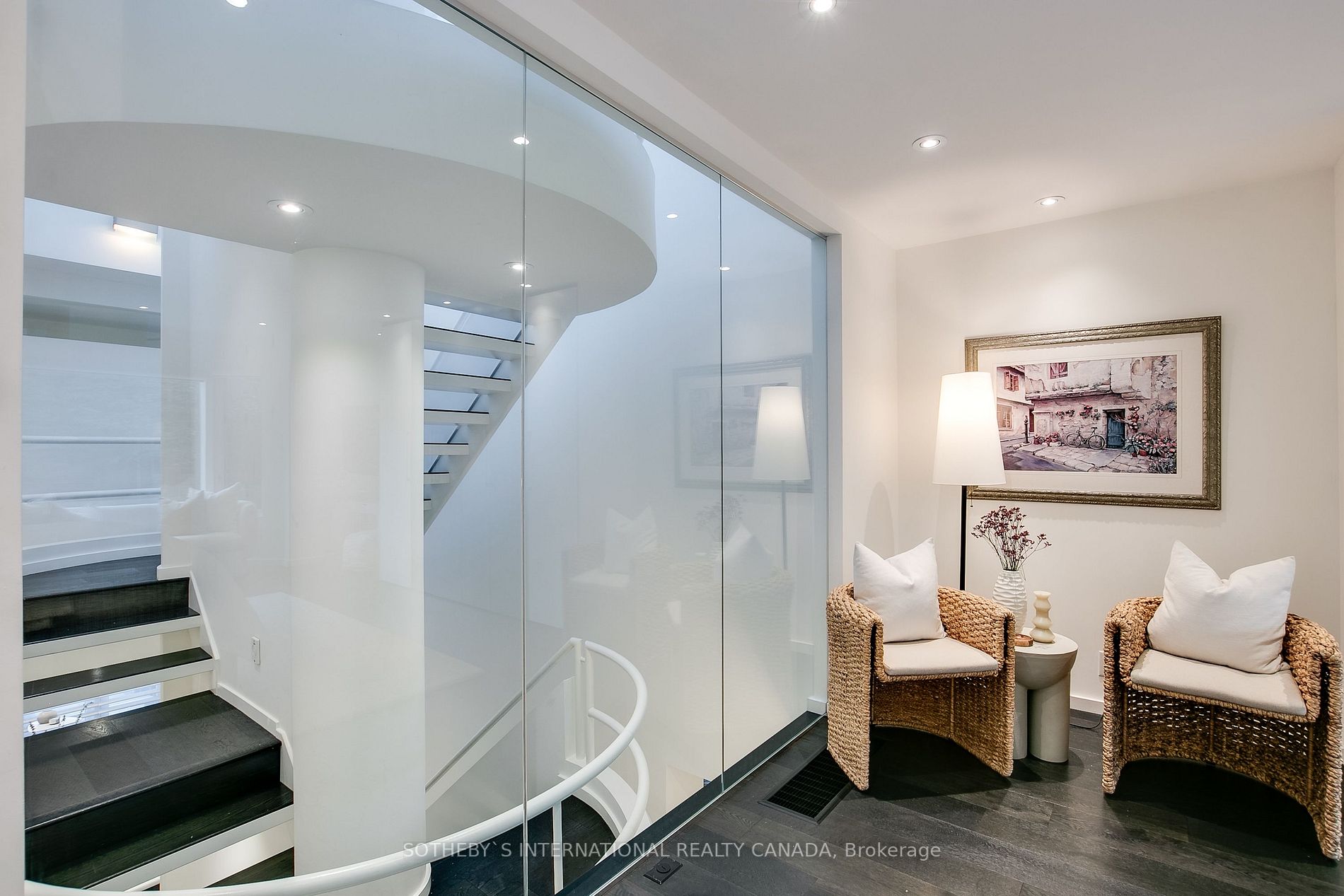 125 Seaton St