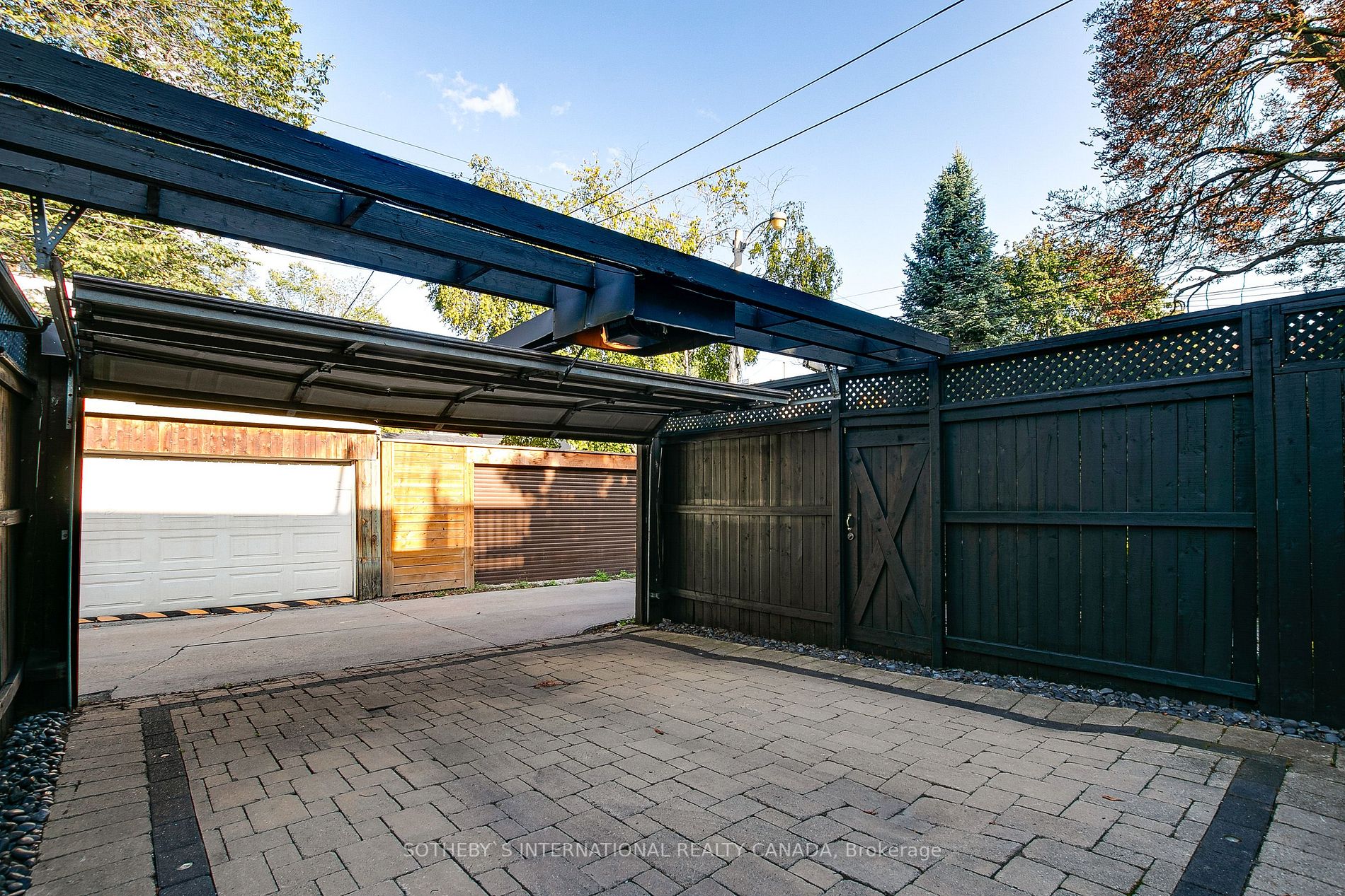 125 Seaton St