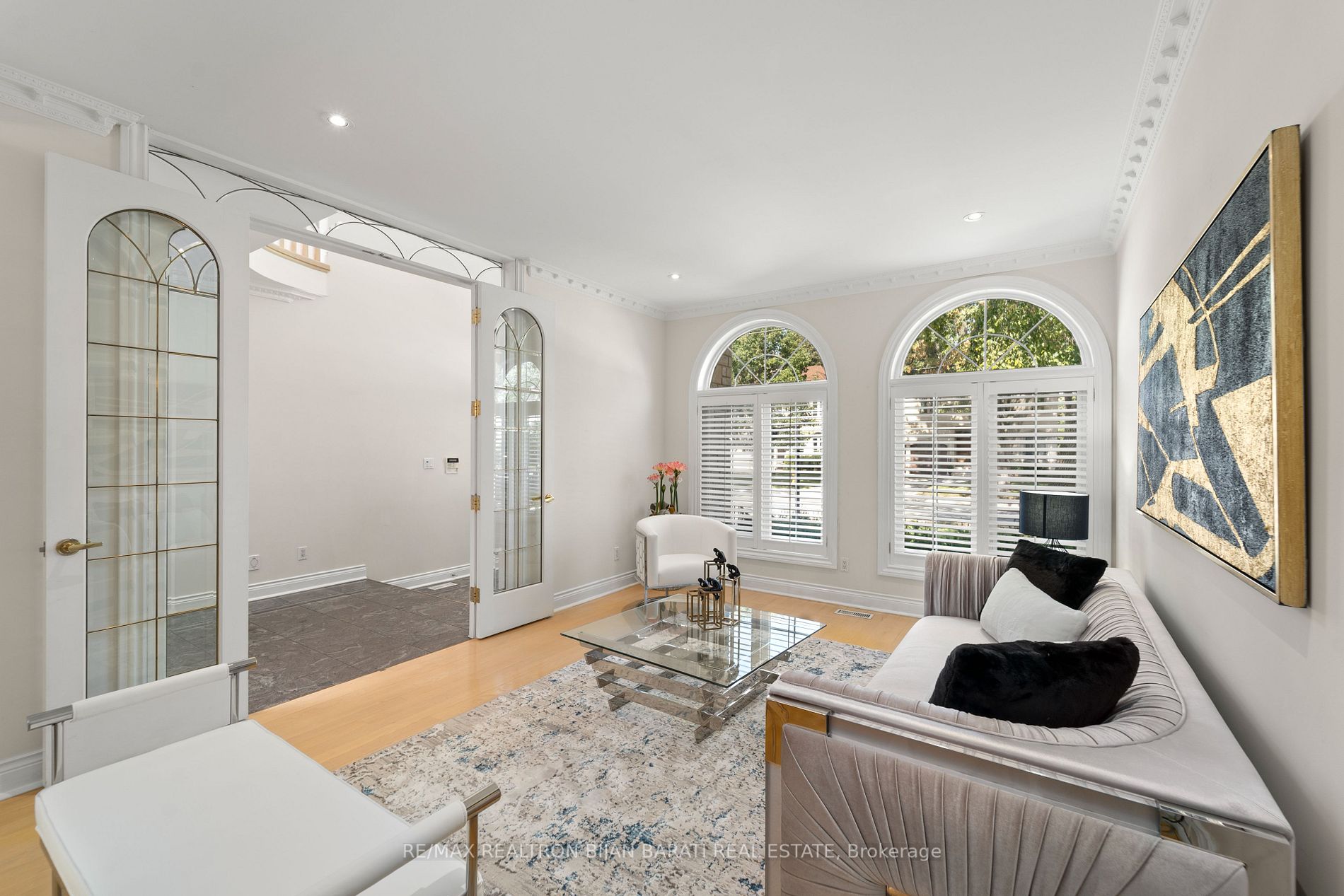 391 Empress Ave