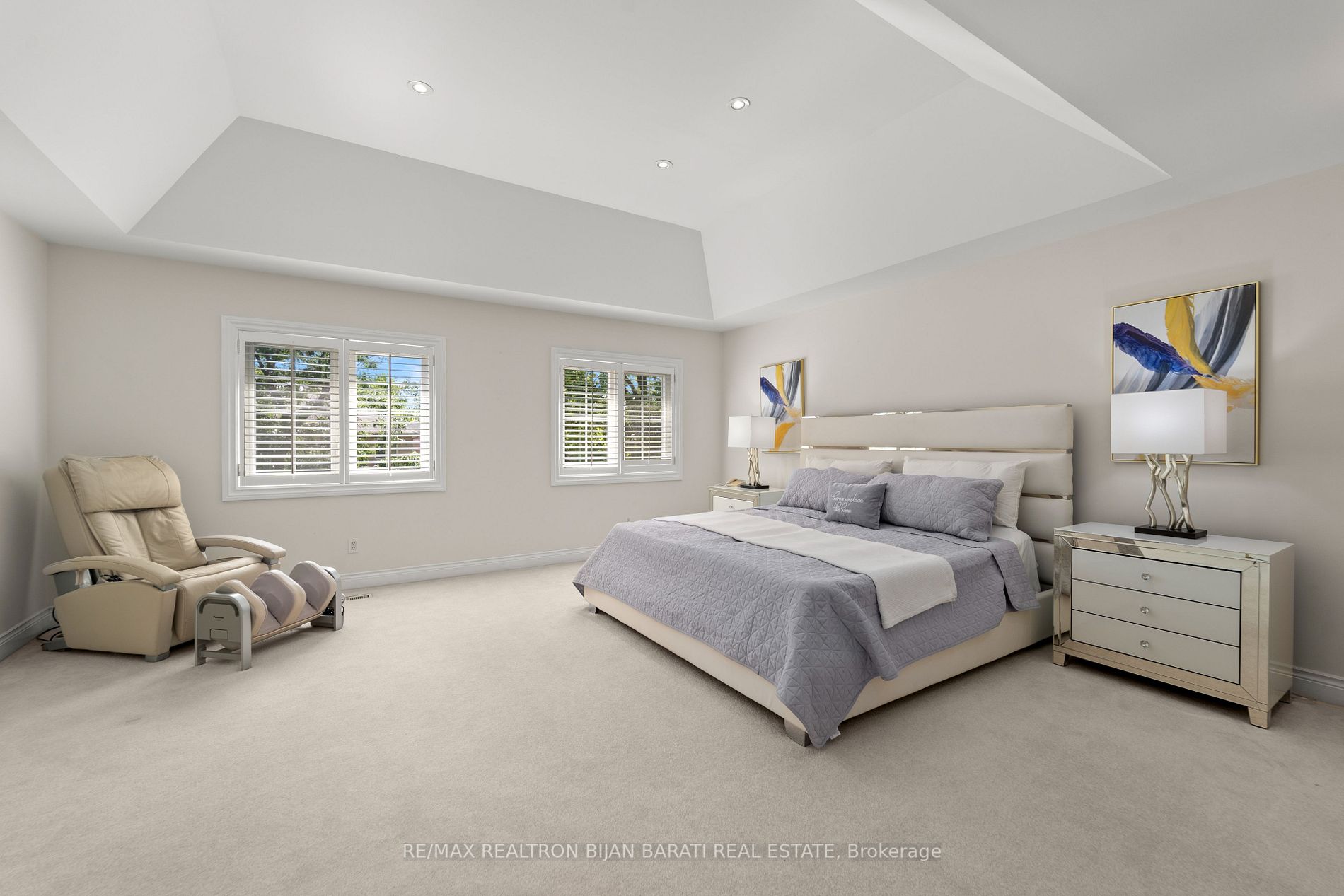 391 Empress Ave