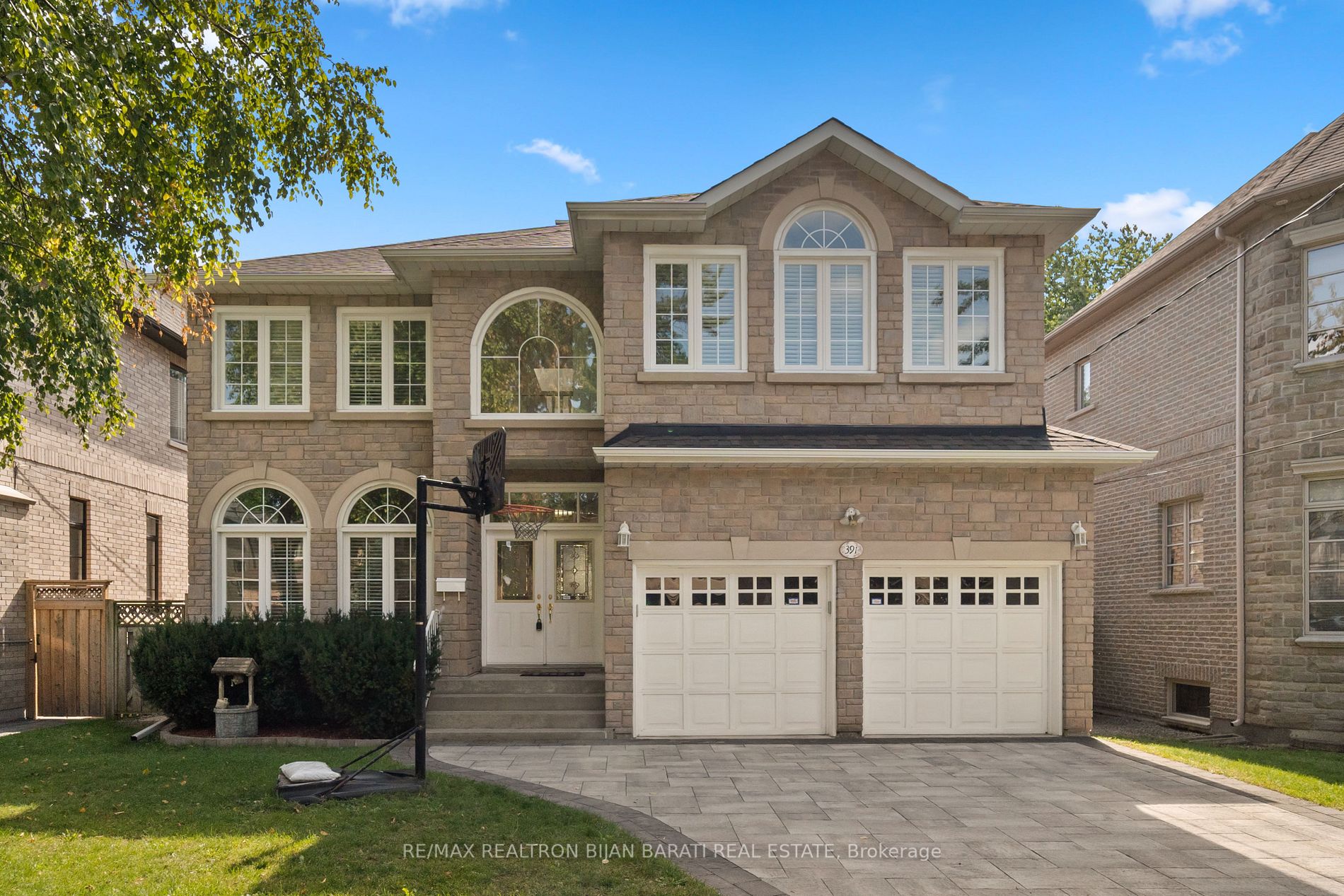 391 Empress Ave