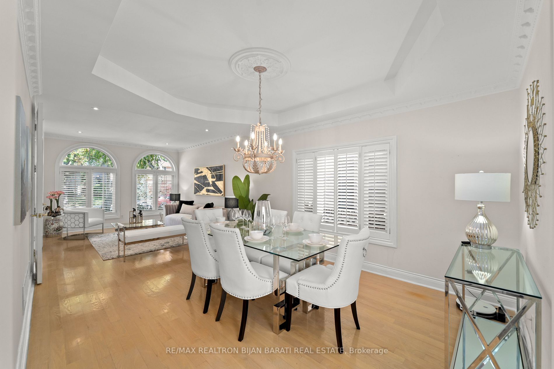391 Empress Ave