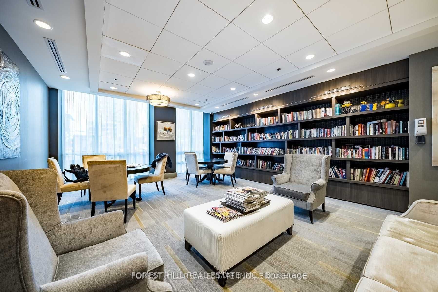 825 Church St, #1701