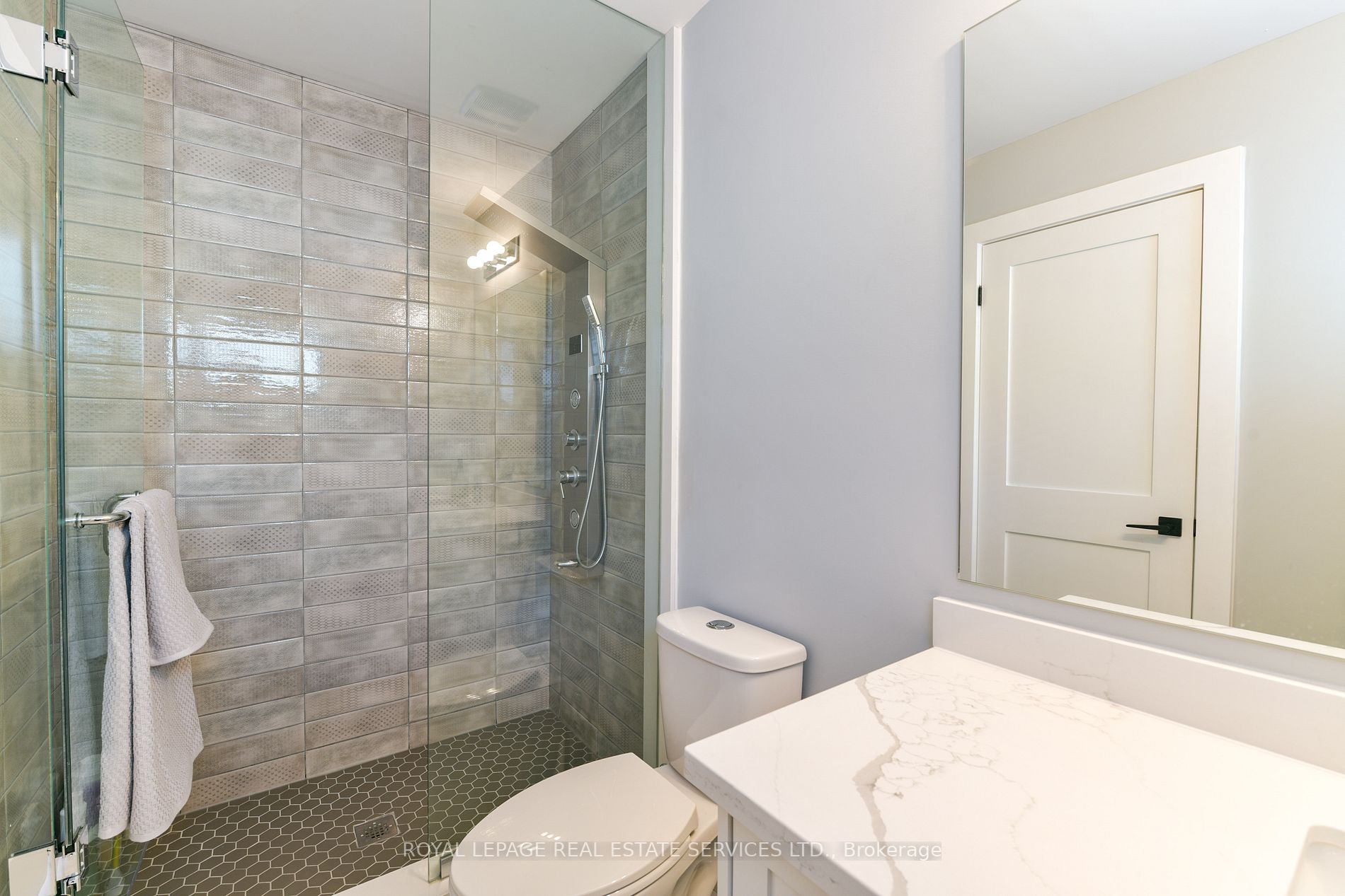 23 Anndale Dr