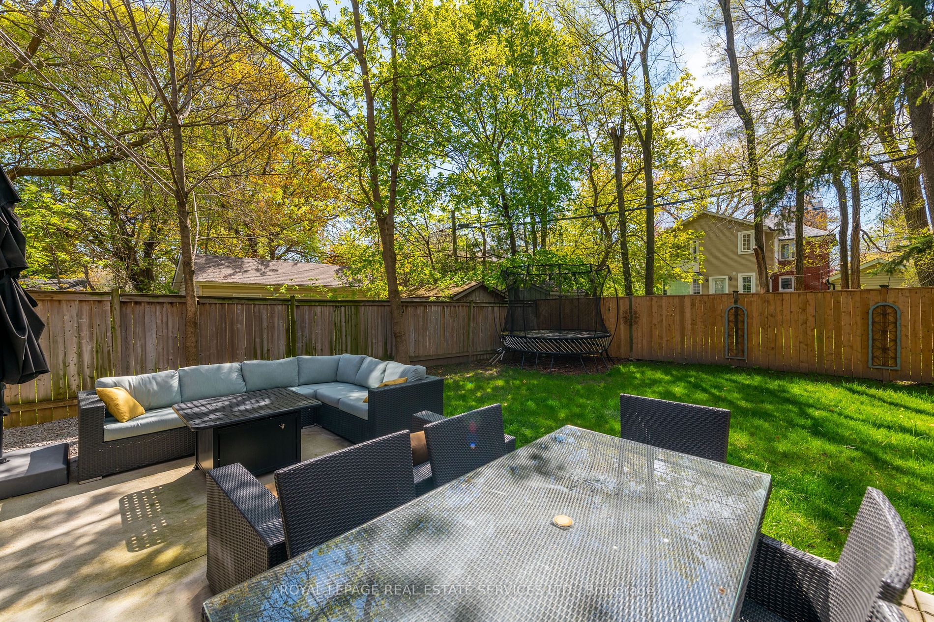 23 Anndale Dr