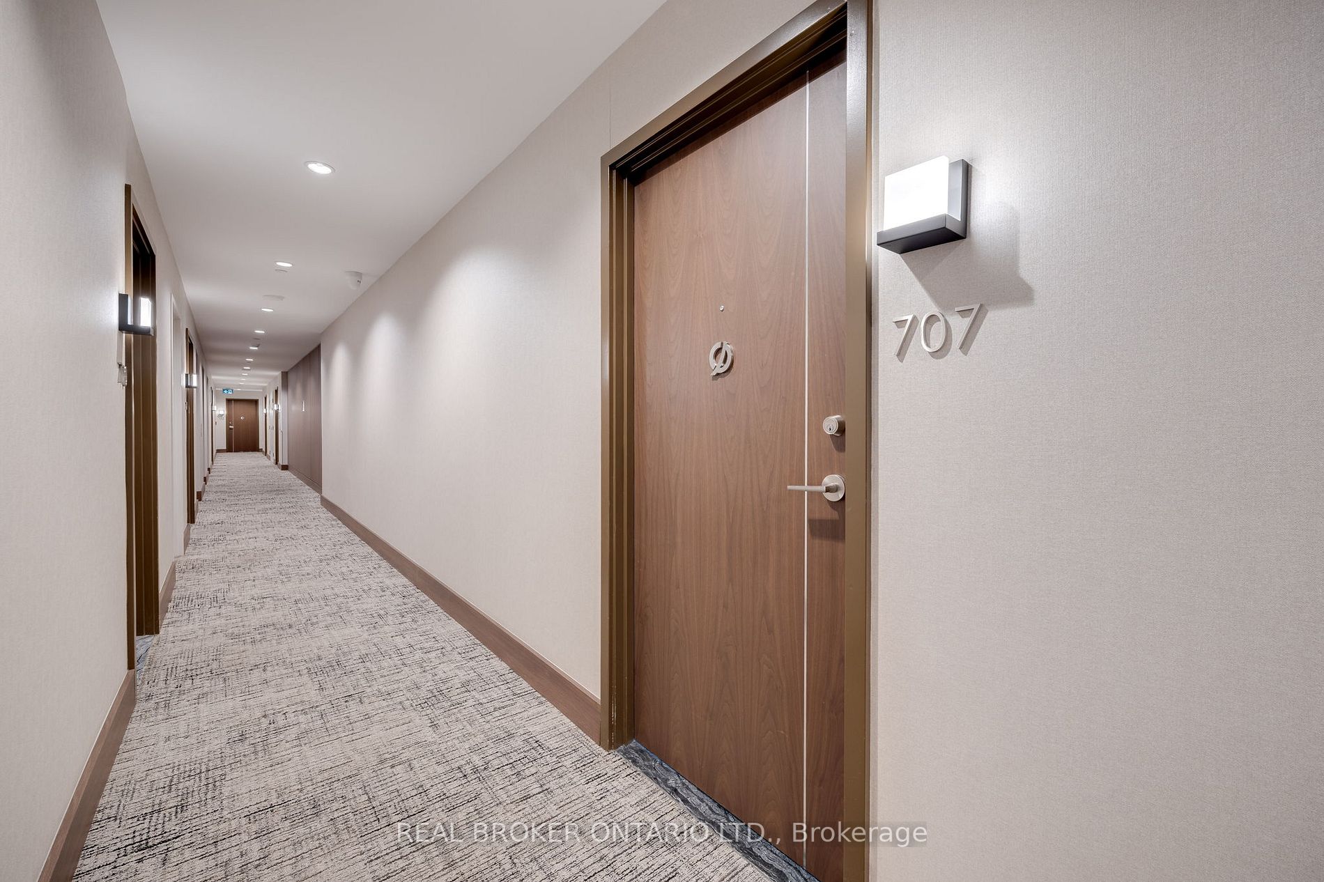 117 Mcmahon Dr, #707