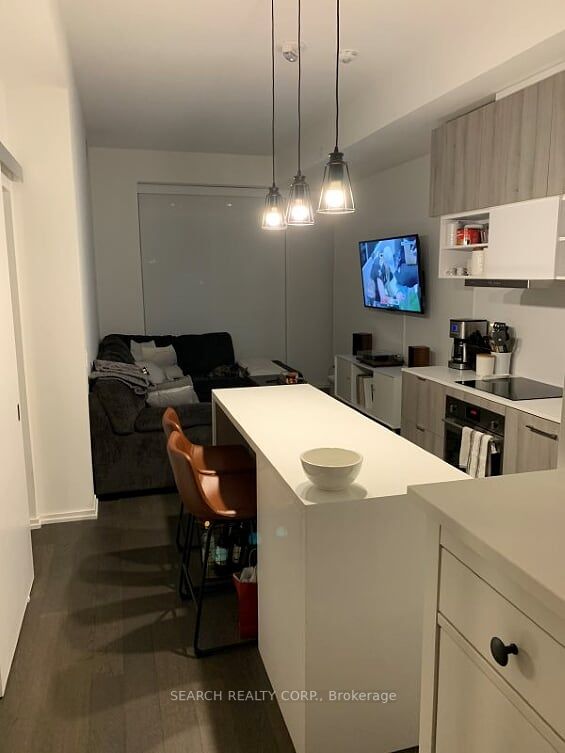 5 Soudan Ave, #1008