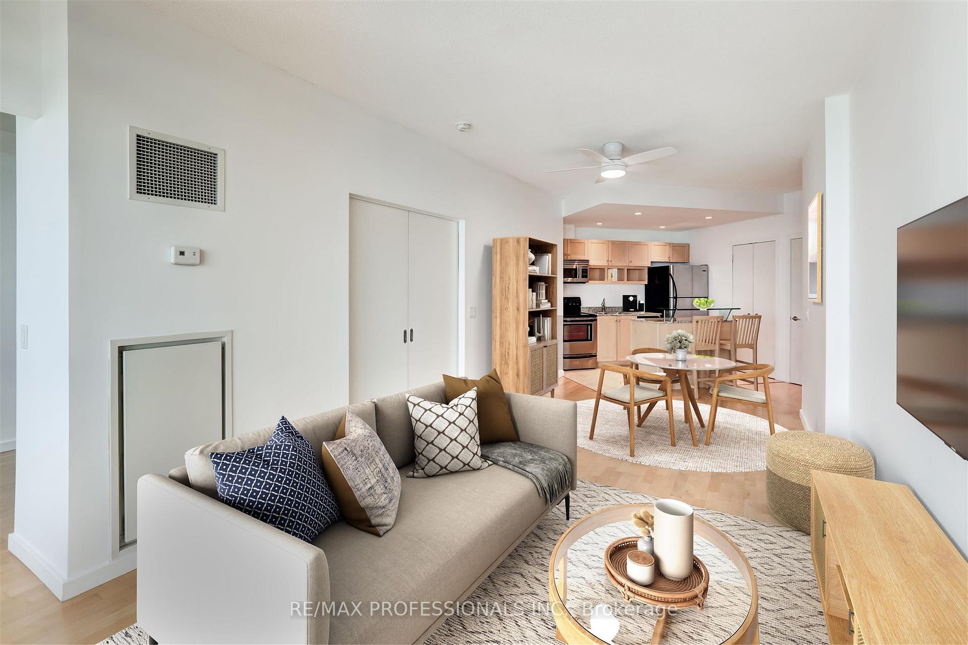218 Queens Quay W, #2410