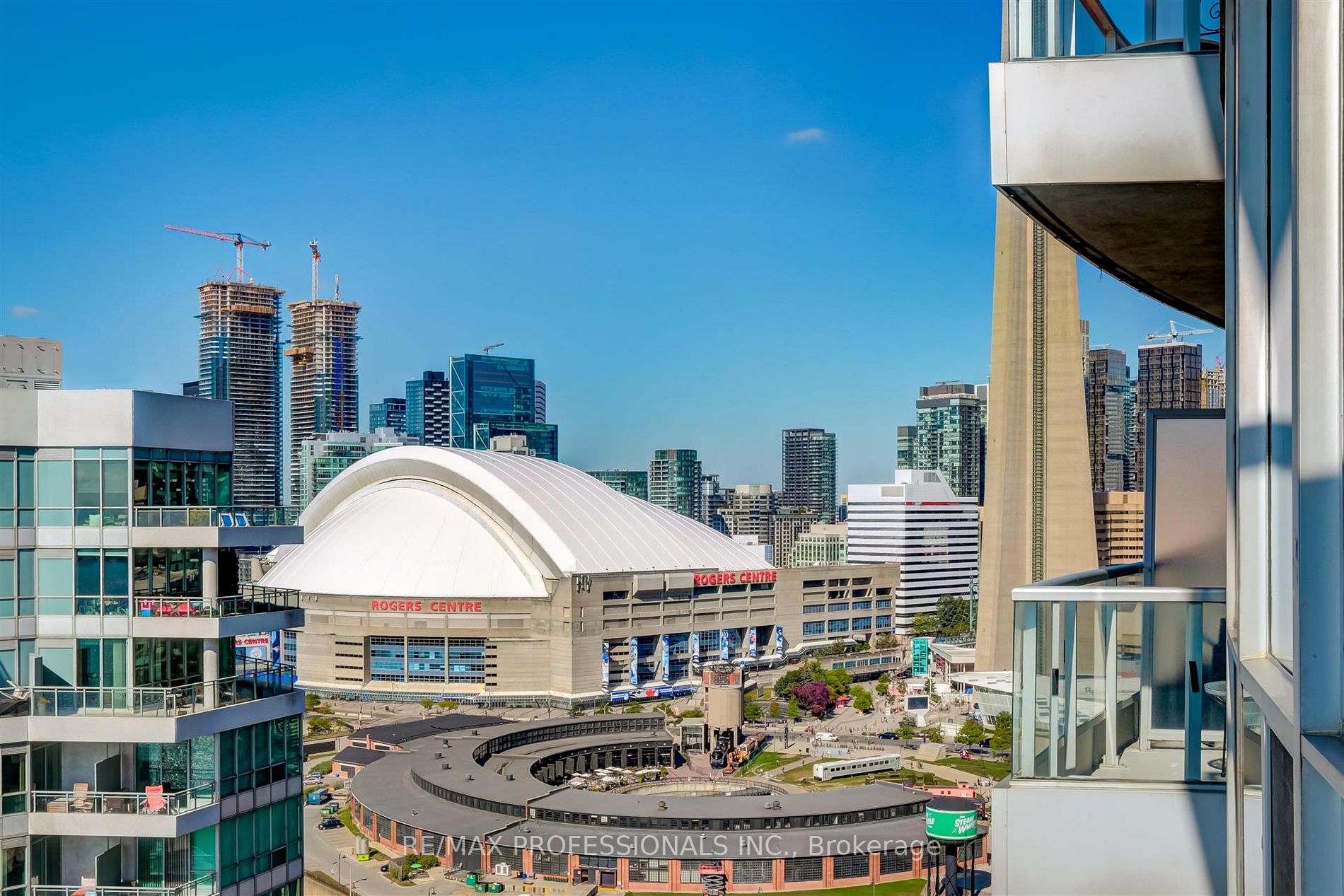 218 Queens Quay W, #2410
