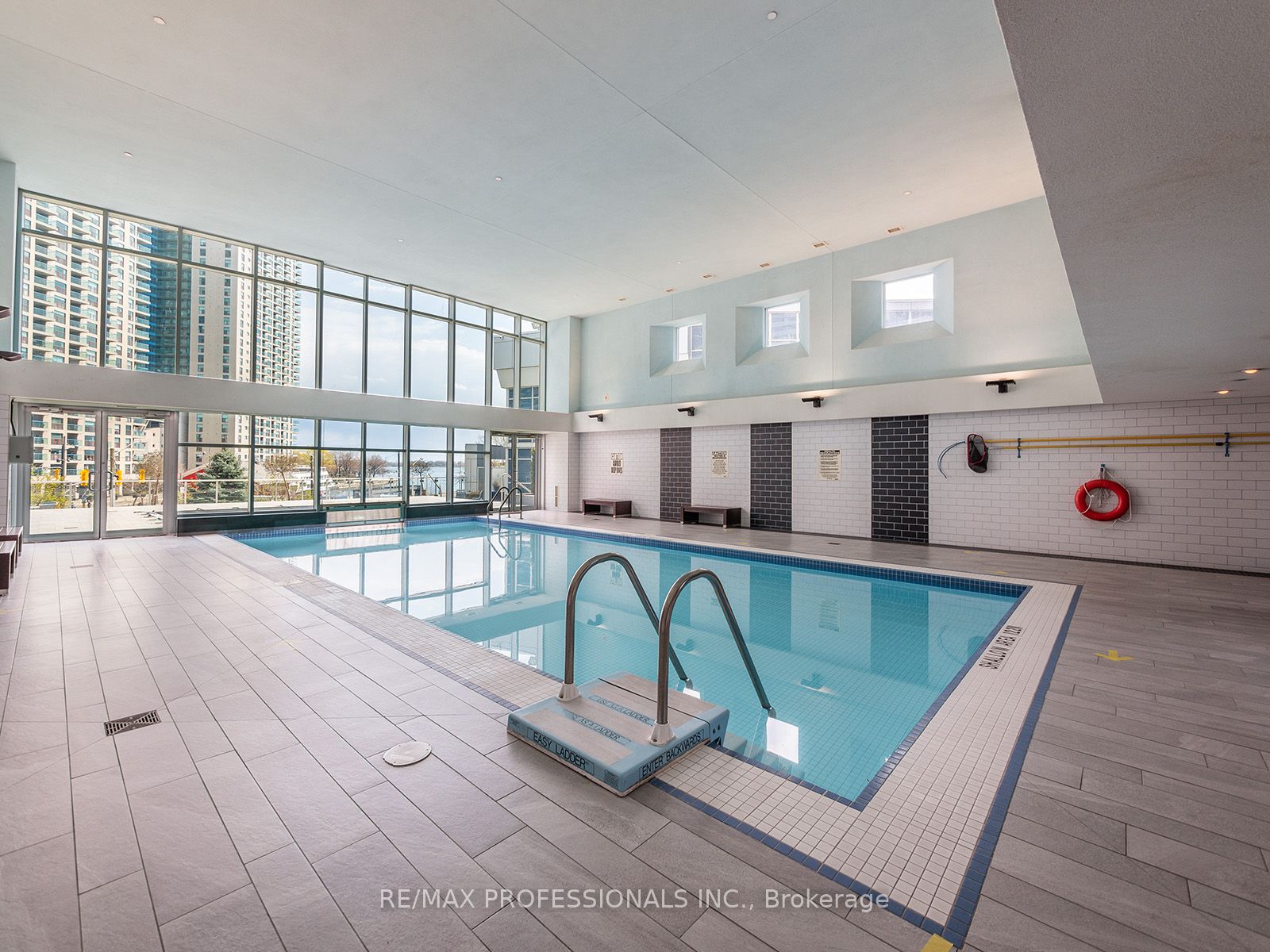 218 Queens Quay W, #2410