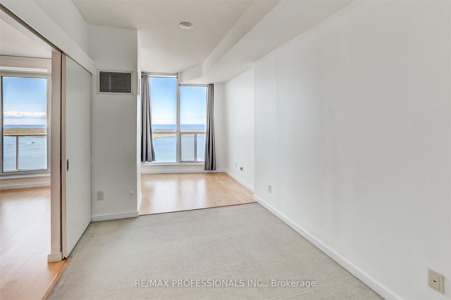 218 Queens Quay W, #2410
