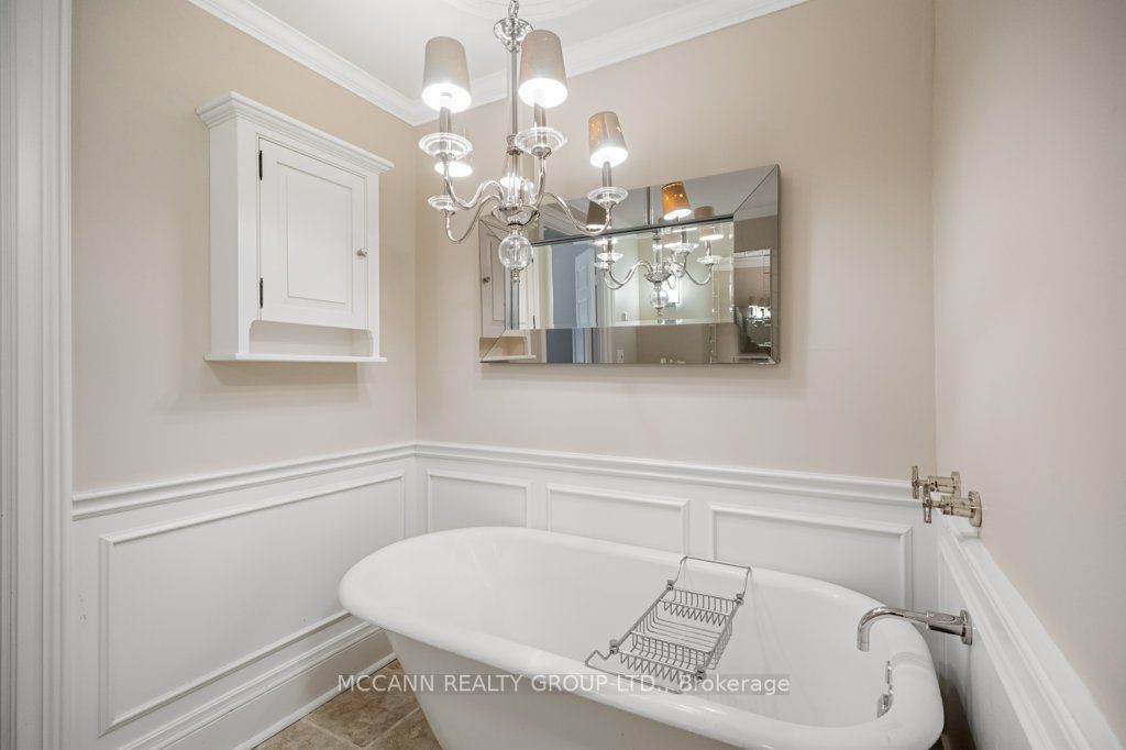 20 Glebe Rd W, #7