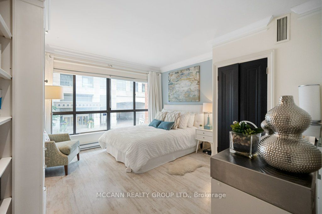 20 Glebe Rd W, #7