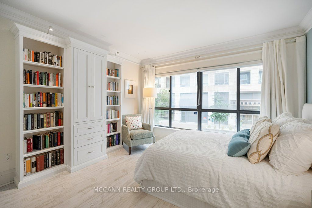 20 Glebe Rd W, #7