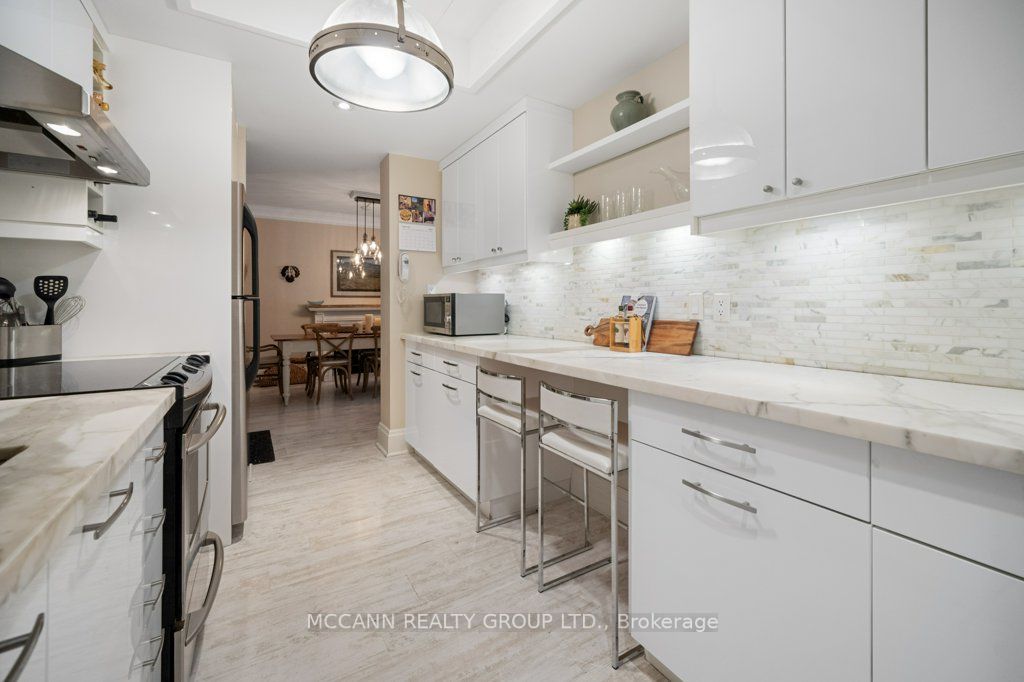 20 Glebe Rd W, #7