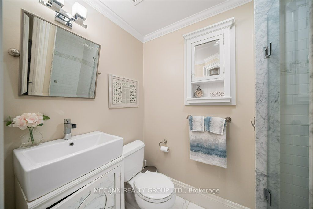 20 Glebe Rd W, #7