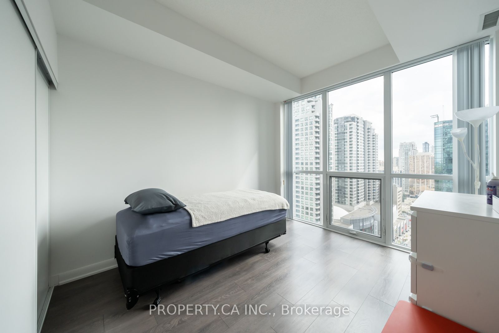 5168 Yonge St, #2515
