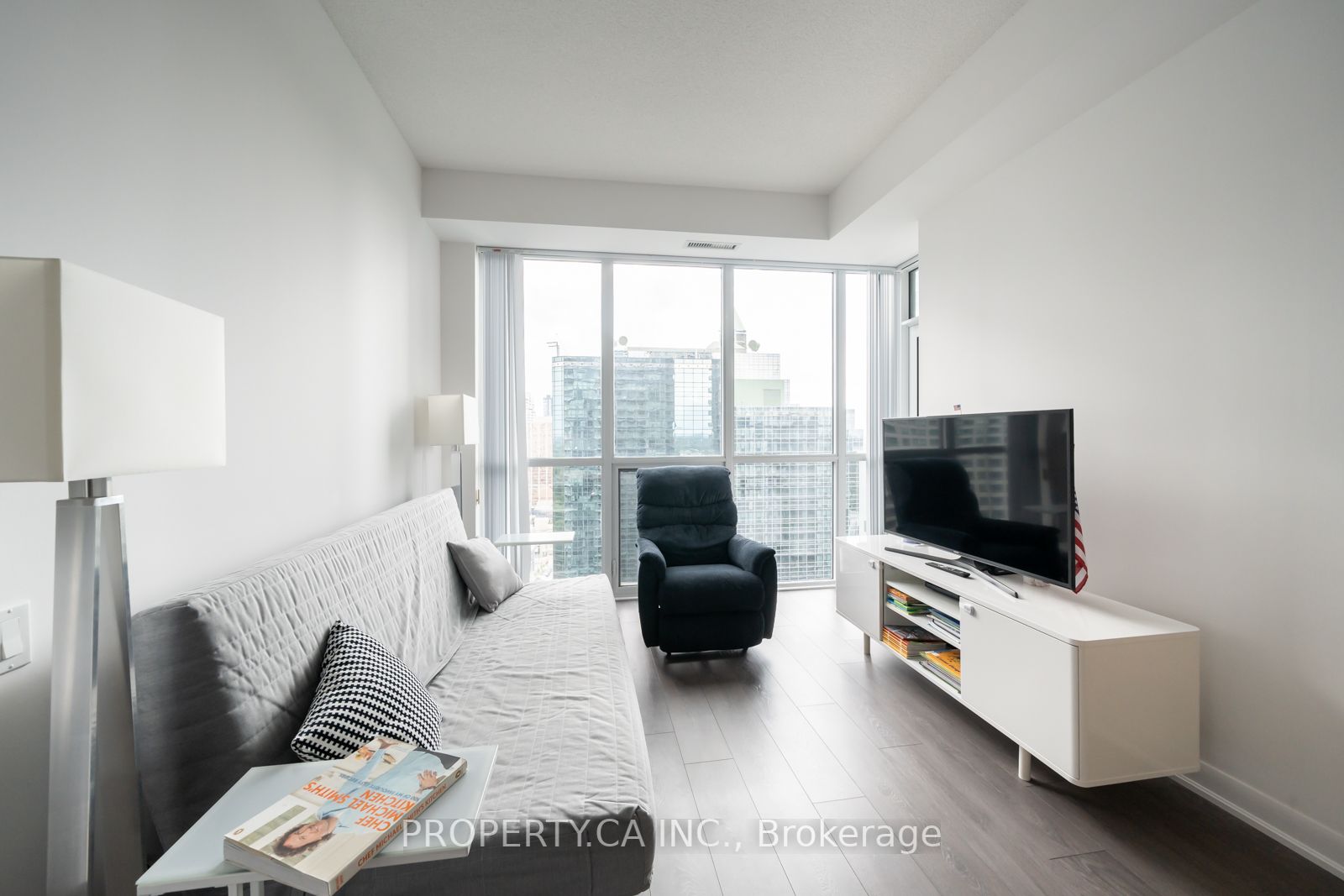 5168 Yonge St, #2515