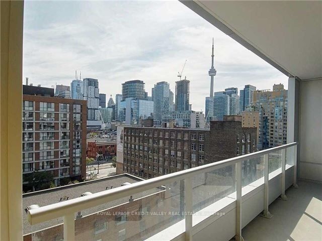 38 Cameron St, #913