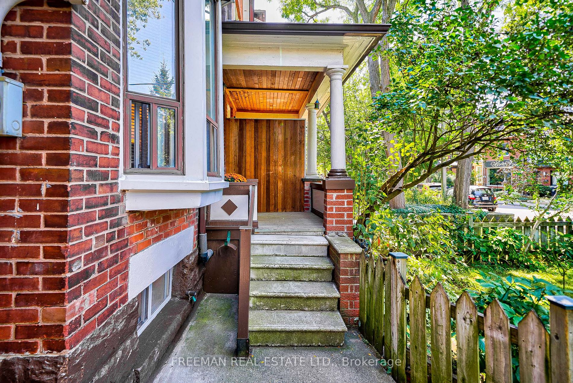 491 Manning Ave