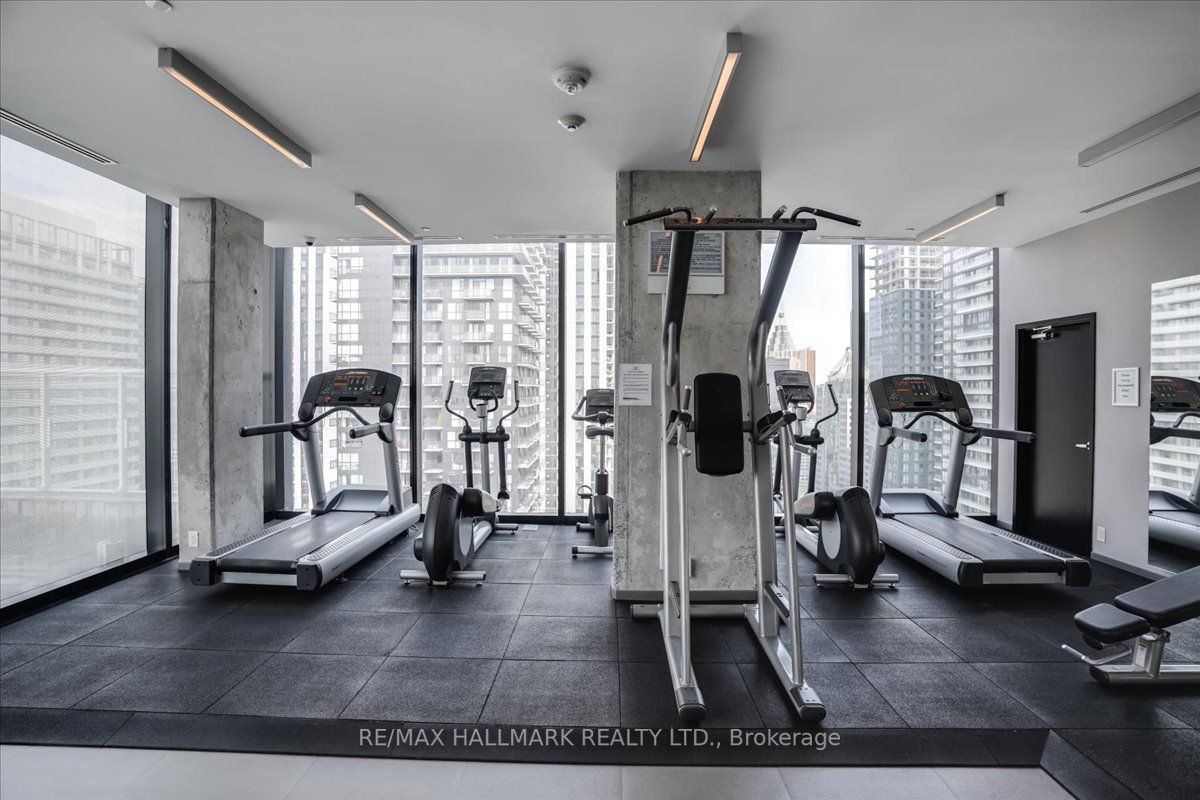 11 Charlotte St, #303