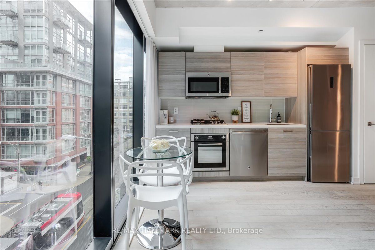 11 Charlotte St, #303