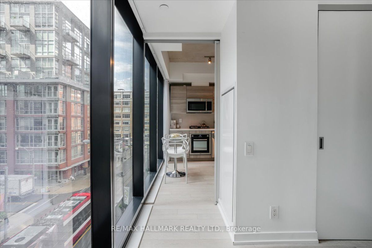 11 Charlotte St, #303