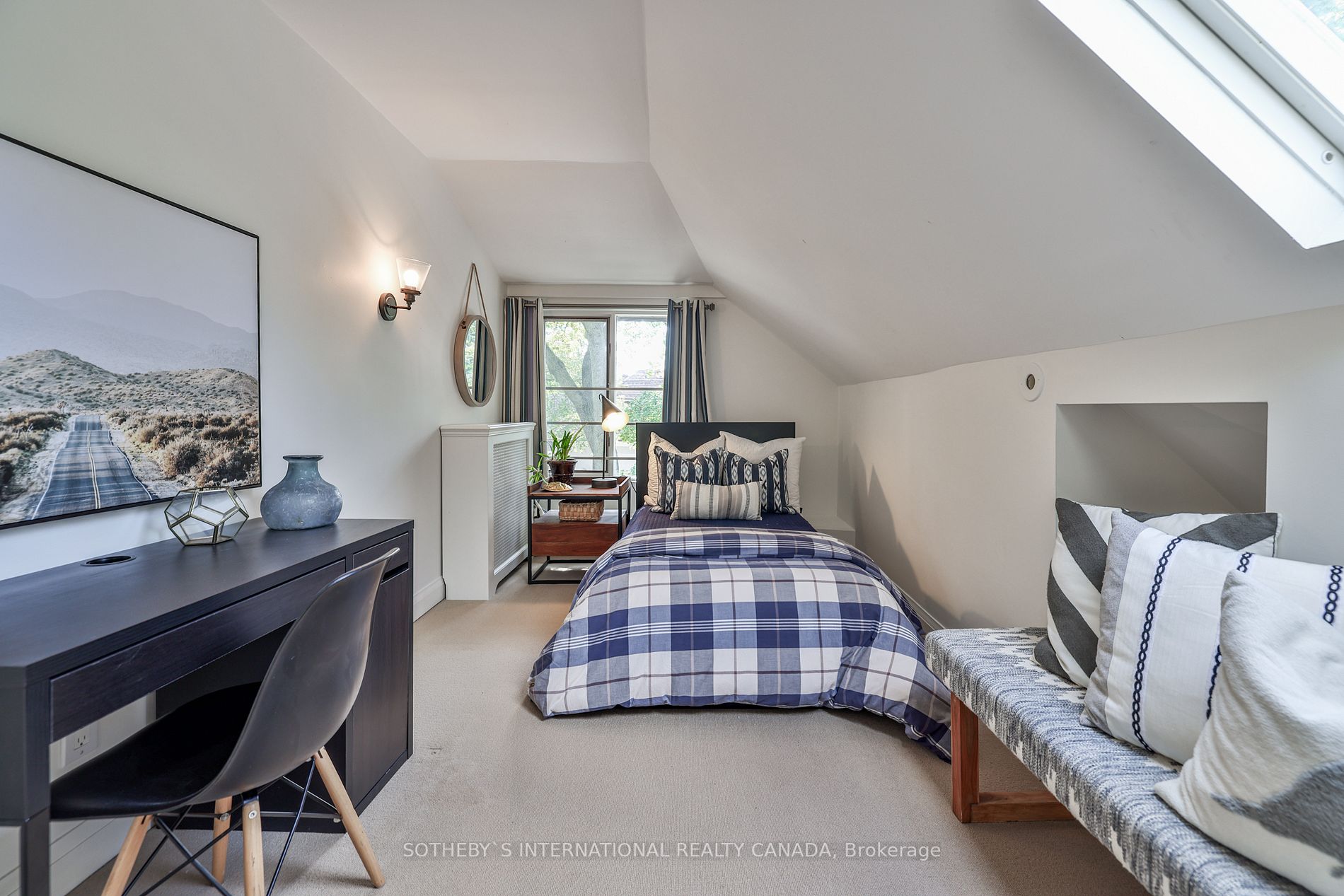 90 Highbourne Rd
