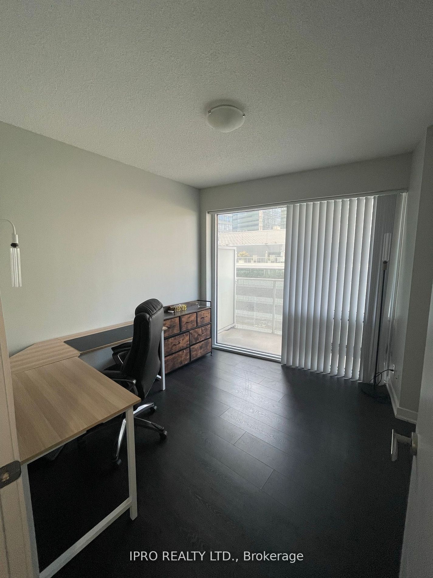 100 Harbour St, #1004