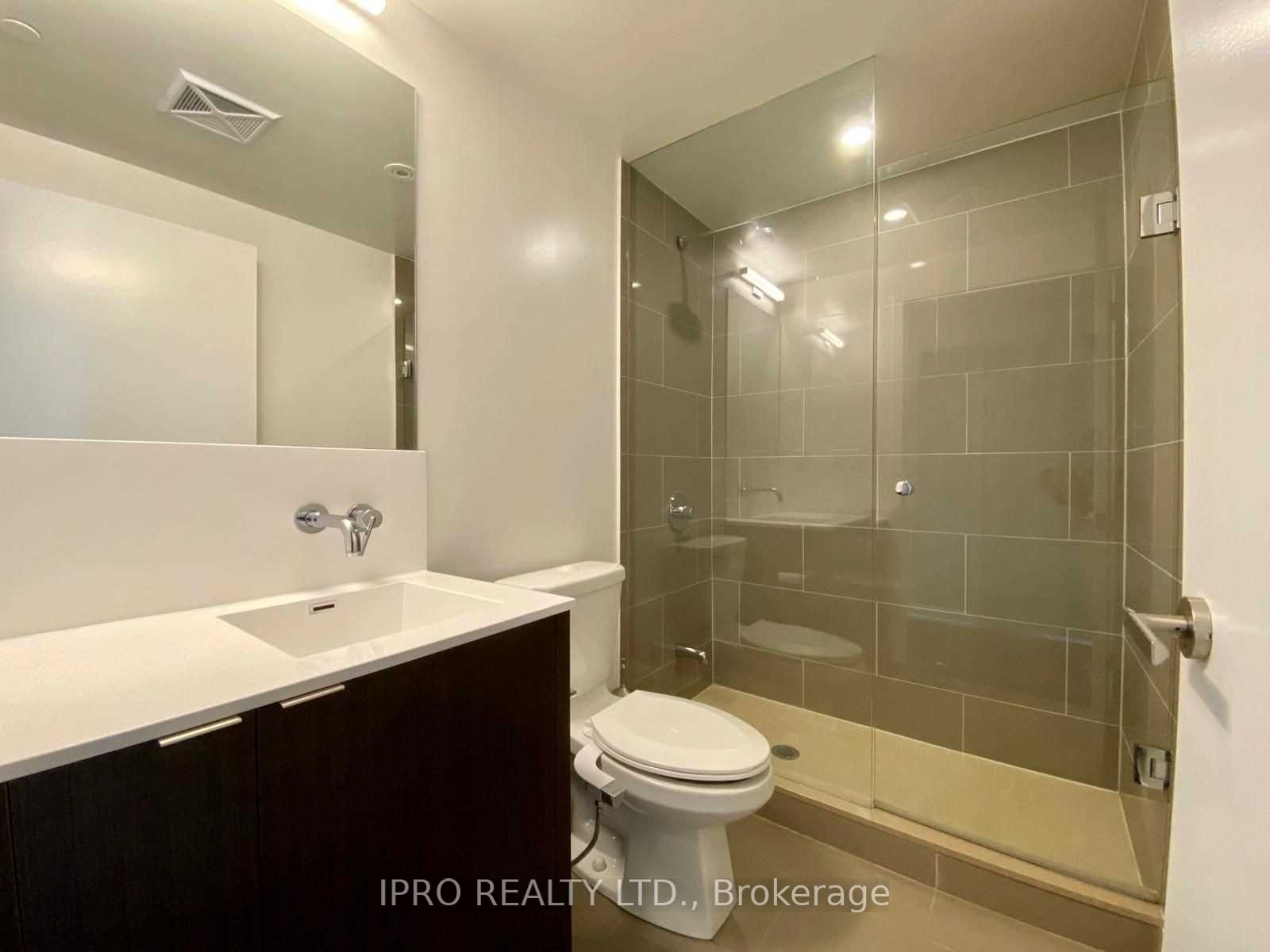 100 Harbour St, #1004