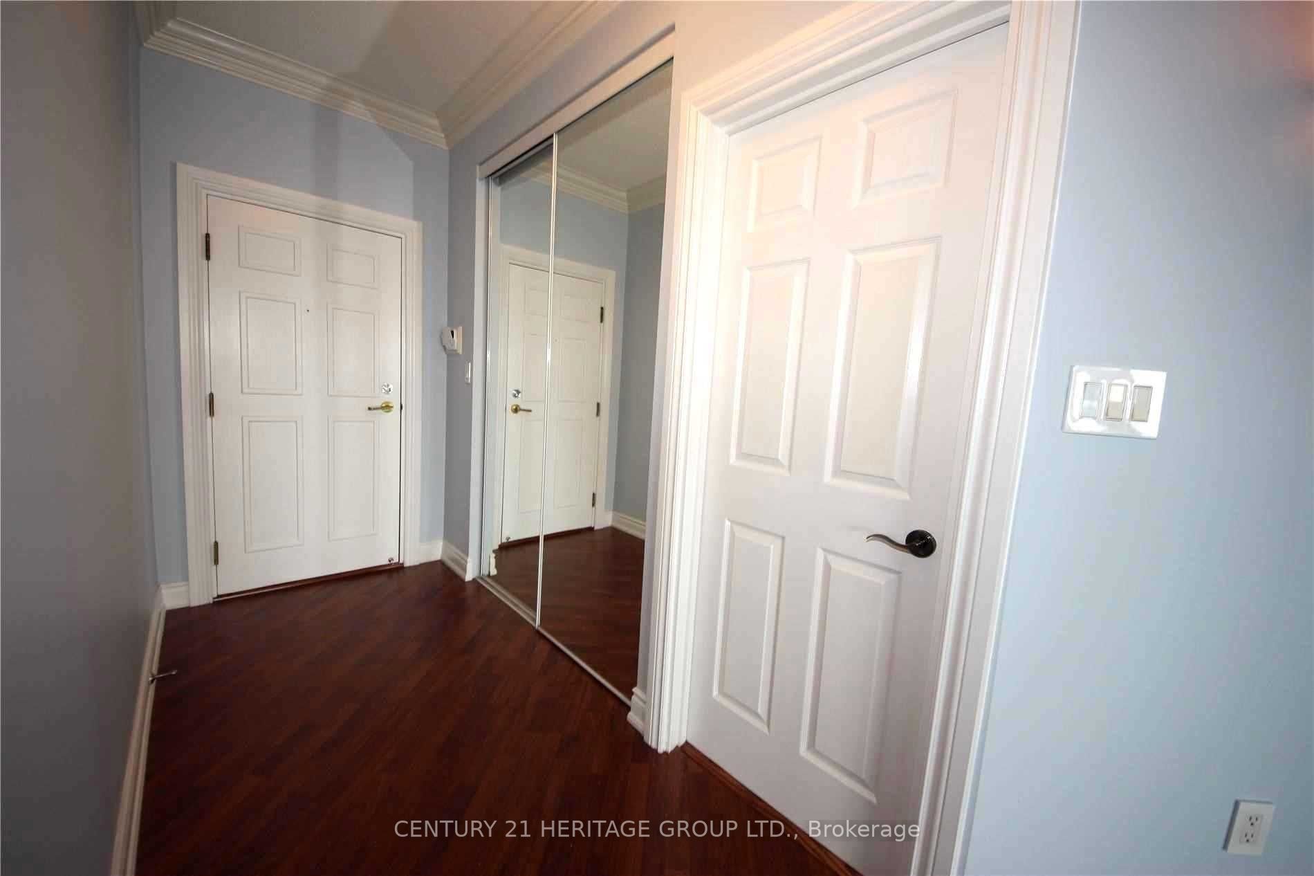 5 Concorde Pl, #3601