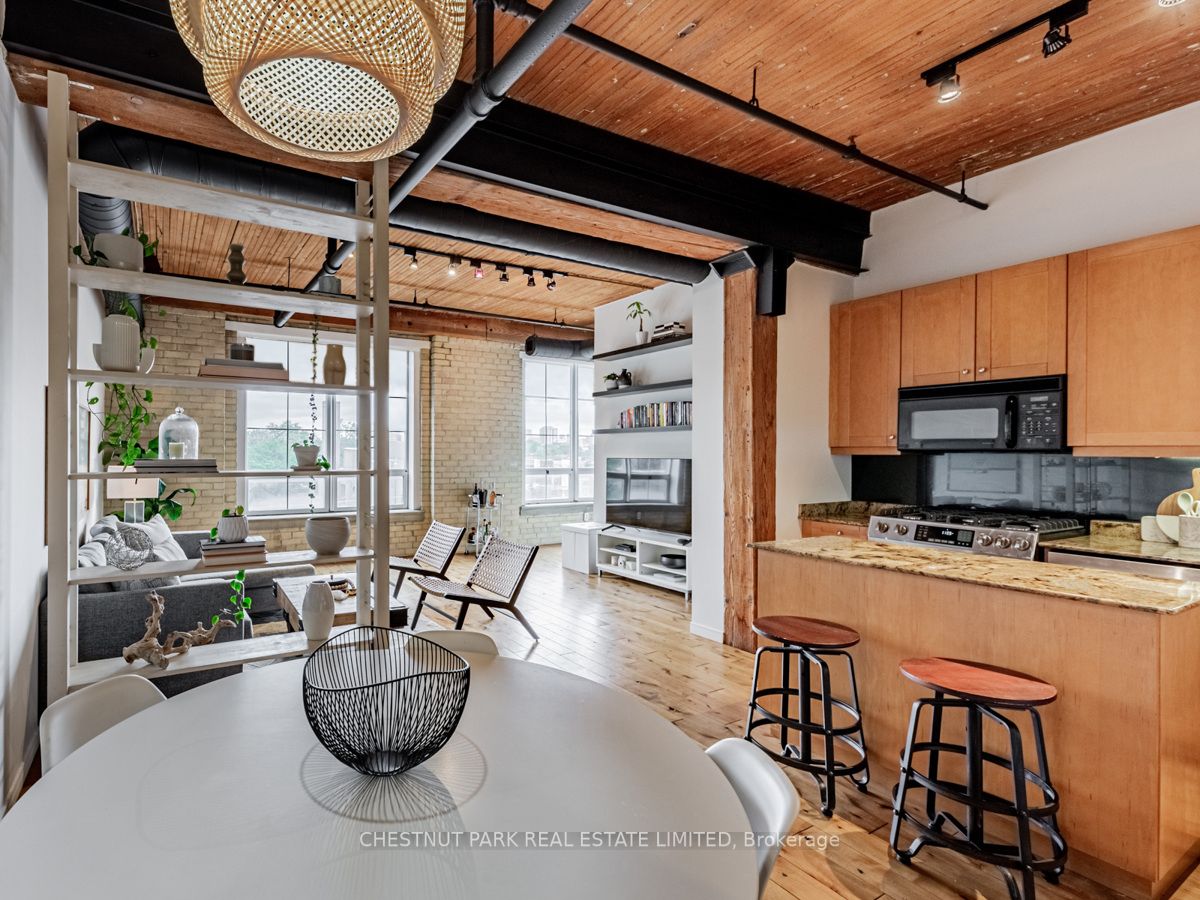 781 King Street W, #501