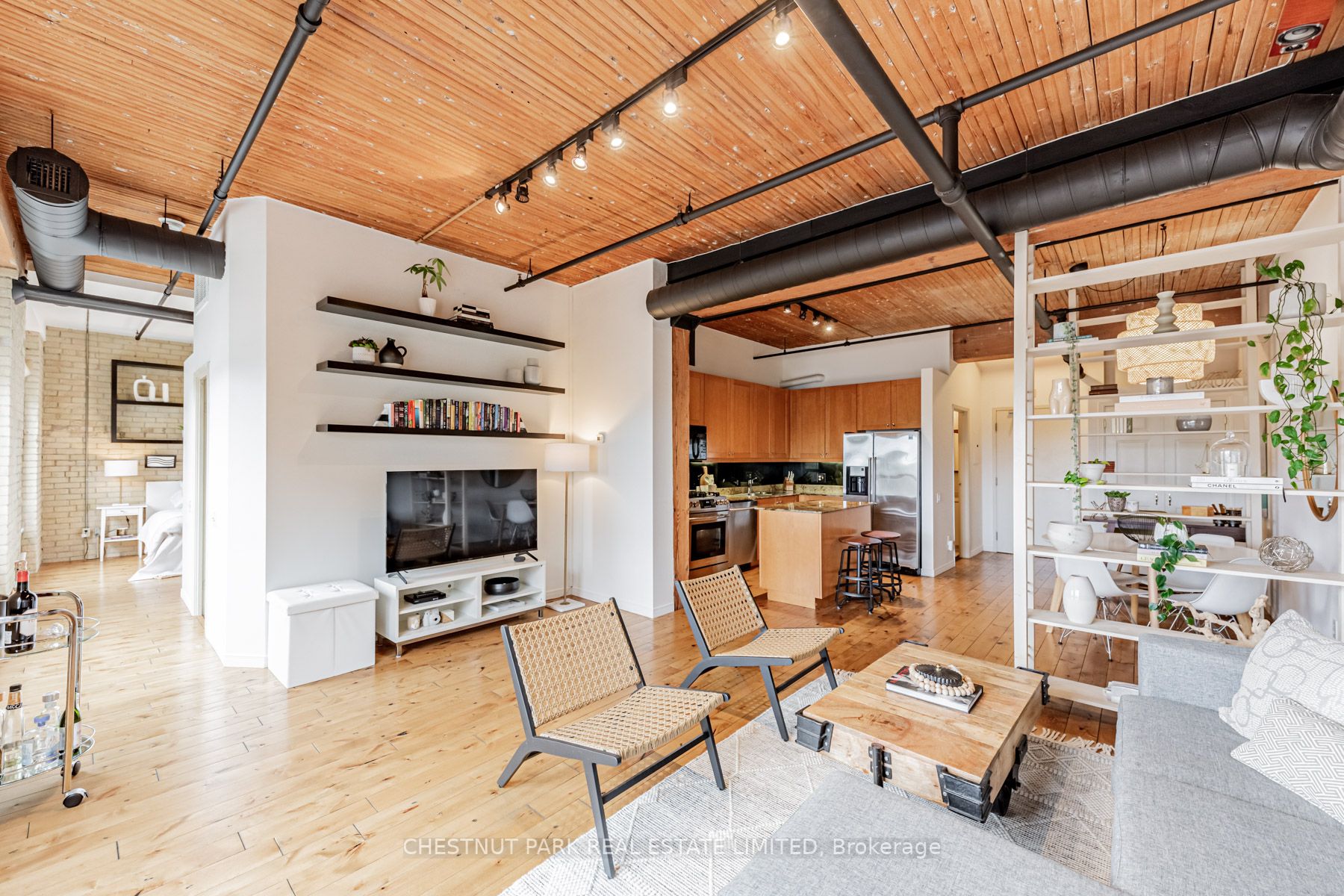 781 King Street W, #501