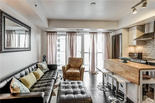 58 Orchard View Blvd, #1409