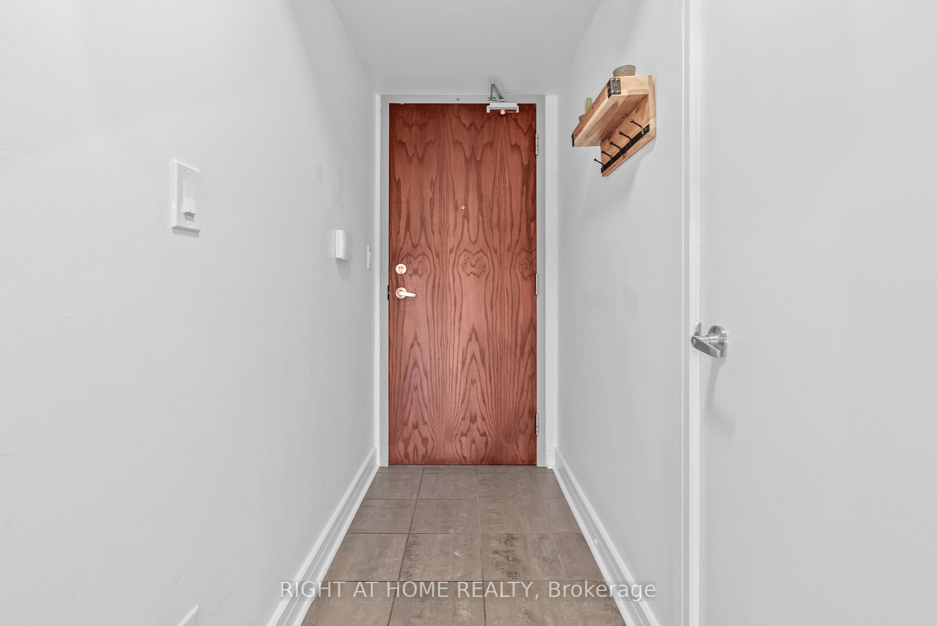 16 Harrison Garden Blvd, #209