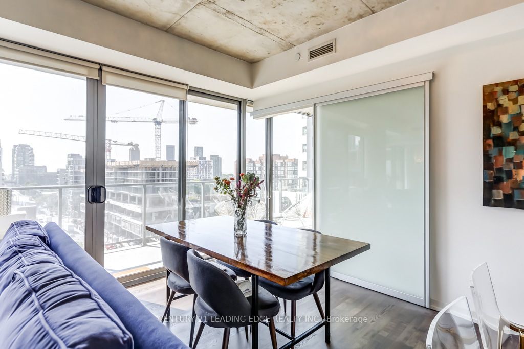 95 Bathurst St, #920