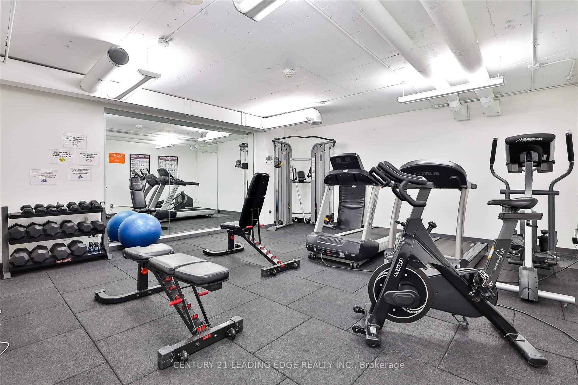 95 Bathurst St, #920