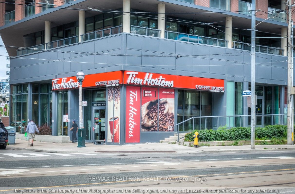 17 Bathurst Street, #4212